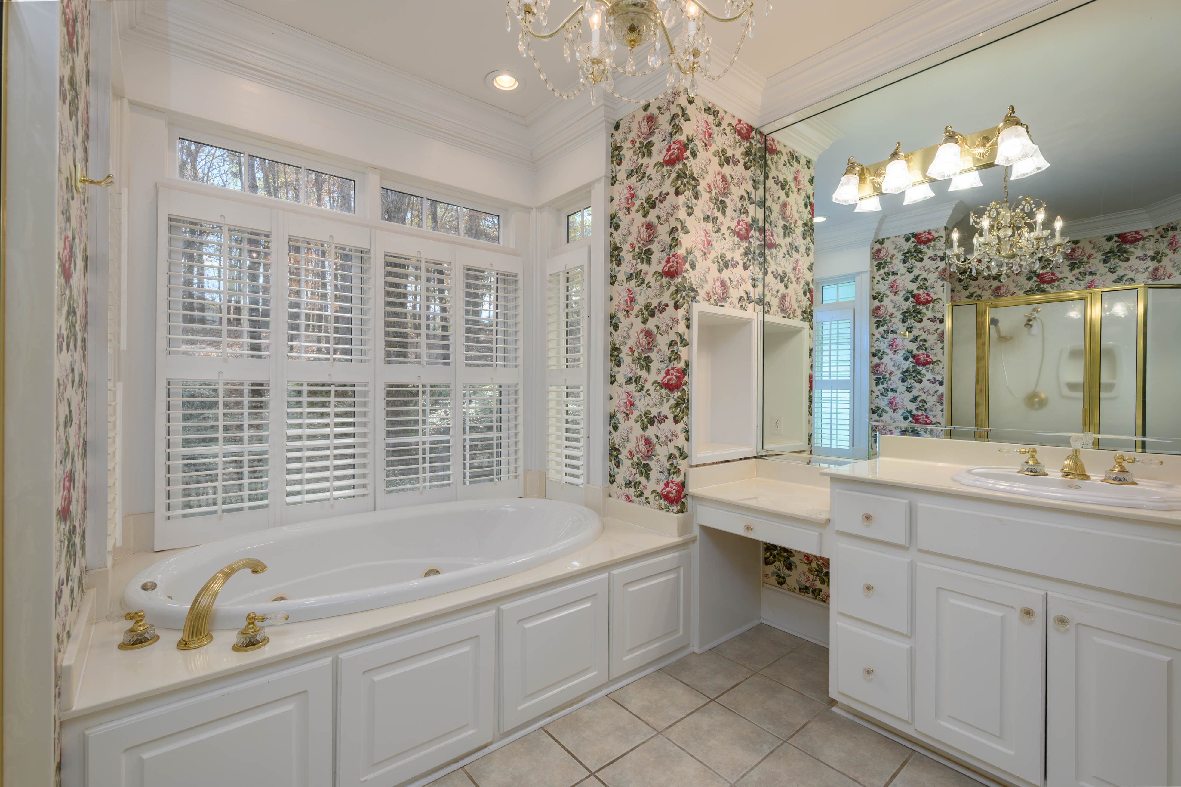 273 Reynolds Drive image 37